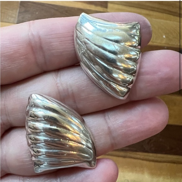 Designer Vintage Sterling Silver Taxco Mexico Fan Earrings - Picture 2 of 5